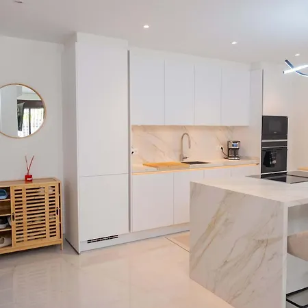 شقة Modern 3 Bedroom Walking Distance To Puerto Banus *