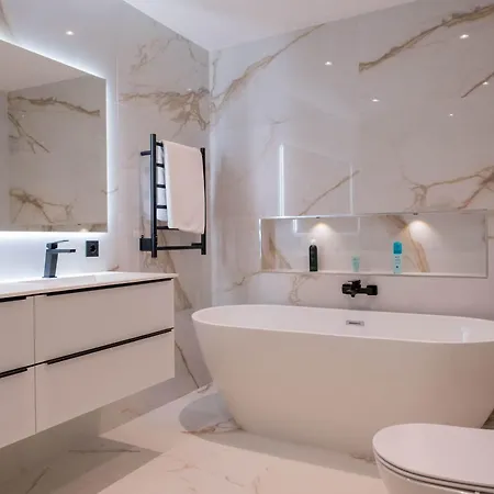 شقة Modern 3 Bedroom Walking Distance To Puerto Banus *