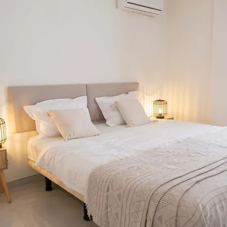 Modern 3 Bedroom Walking Distance To Puerto Banus ماربيا